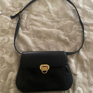 Elegant Black Leather Shoulder Bag